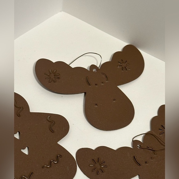 Rustic Metal Ornaments and Garland - Picture 4 of 16